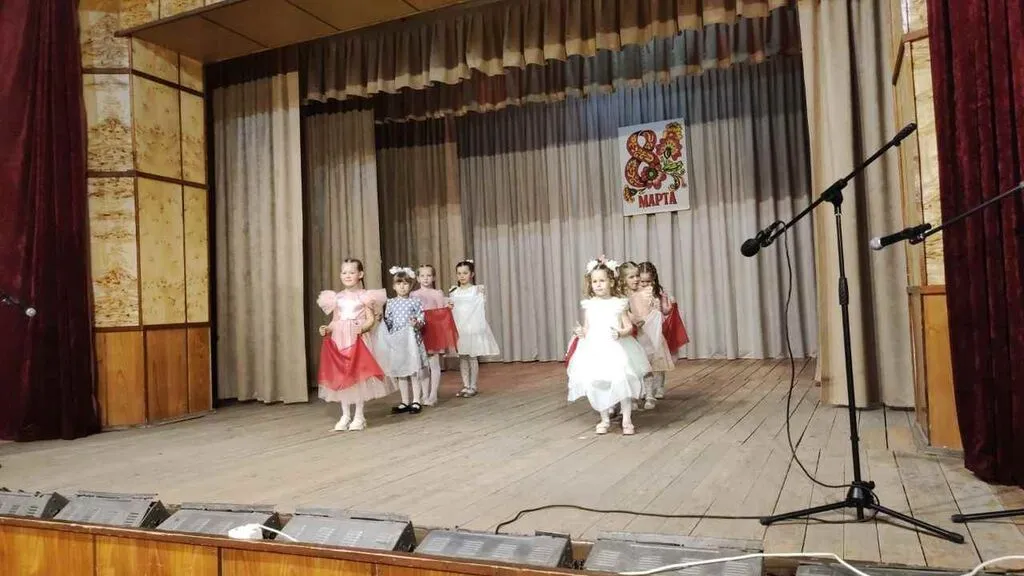Концерт "С Праздником весны"