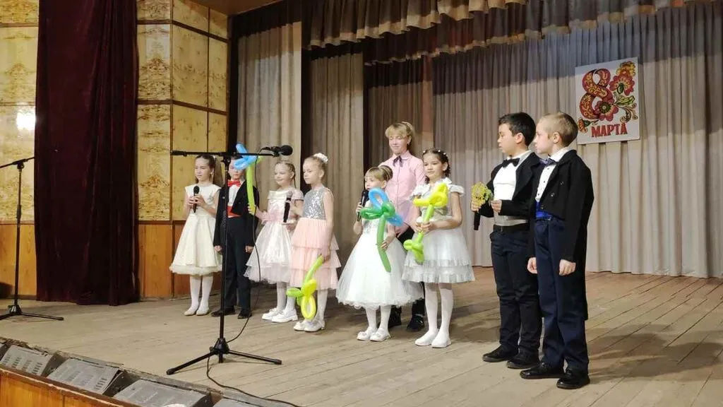 Концерт "С Праздником весны"